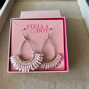 Stella & Dot Pegasus Pale Pink earrings